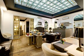 Piazza Farnese Luxury Suites