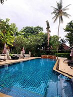 Cocoville Phuket Resort