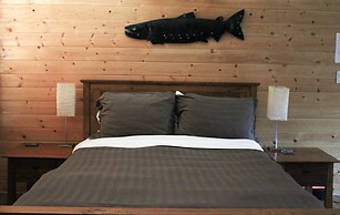 Wild Pacific Waterfront Cabins