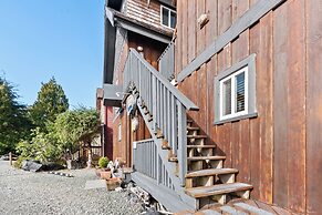 Wild Pacific Waterfront Cabins