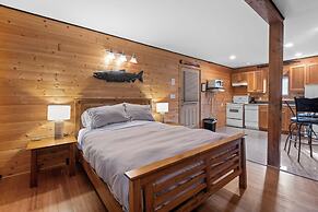 Wild Pacific Waterfront Cabins