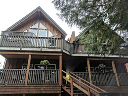 Wild Pacific Waterfront Cabins