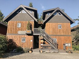 Wild Pacific Waterfront Cabins