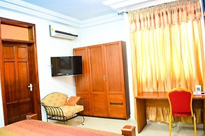 Bethel Heights Hotel