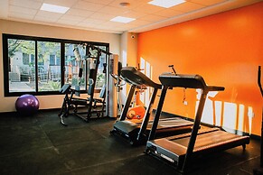 Howard Johnson by Wyndham Yerba Buena