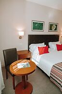 Howard Johnson by Wyndham Yerba Buena