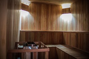 Howard Johnson by Wyndham Yerba Buena