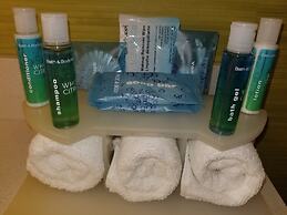 Holiday Inn Express & Suites Ann Arbor West by IHG