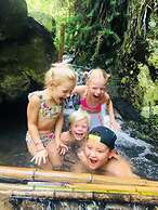 Moganshan Solvang Village Boutique Hotel