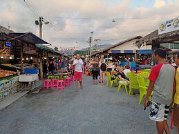 Seabox Khaolak Hostel