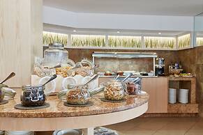 Universal Hotel Cabo Blanco - Adults Only