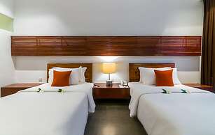 Lynnaya Urban River Resort