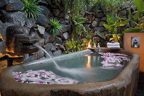 Lynnaya Urban River Resort