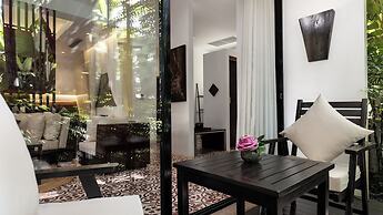 Lynnaya Urban River Resort