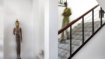 Lynnaya Urban River Resort