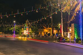 Lynnaya Urban River Resort