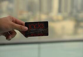 Jade Hotel & Suites