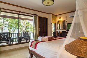 Ao Cho Grandview Hideaway Resort