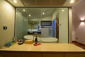 Ao Cho Grandview Hideaway Resort