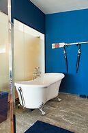 Ao Cho Grandview Hideaway Resort