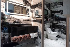 Ao Cho Grandview Hideaway Resort