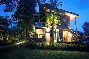 Ao Cho Grandview Hideaway Resort