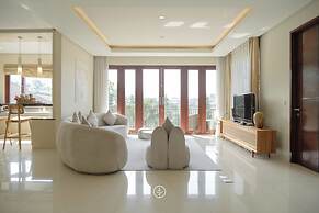 Morning Glory Mountain View 4BR Villa with Pool