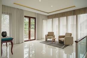 Morning Glory Mountain View 4BR Villa with Pool