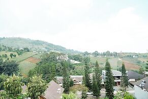 Morning Glory Mountain View 4BR Villa with Pool