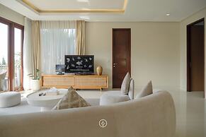 Morning Glory Mountain View 4BR Villa with Pool