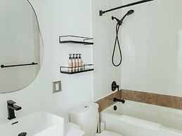 Ucluelet Wildwood Inn