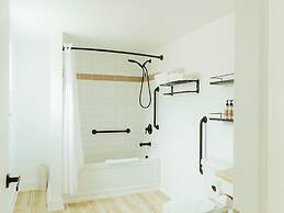 Ucluelet Wildwood Inn