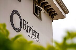 La Riviera Hotel B&B