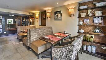 La Riviera Hotel B&B