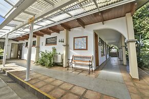 La Riviera Hotel B&B