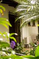 La Riviera Hotel B&B
