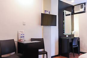 Hotel DreamWorld North EDSA