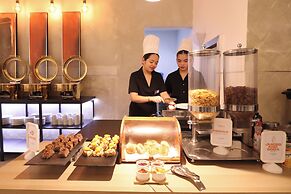 Hotel DreamWorld North EDSA