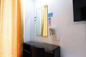 Hotel DreamWorld North EDSA