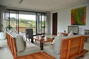 Green Forest Plantation View 6BR with Infinity Pool