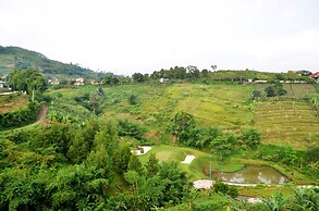 Green Forest Plantation View 6BR with Infinity Pool
