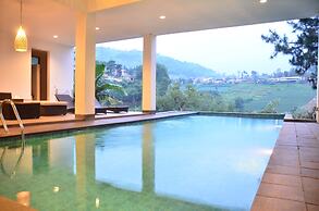 Green Forest Plantation View 6BR with Infinity Pool