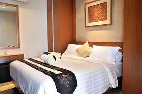 Green Forest Plantation View 6BR with Infinity Pool