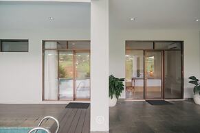 Green Forest Plantation View 6BR with Infinity Pool