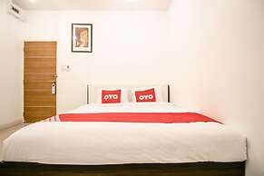 OYO 568 Art Hotel Hua Lamphong - Hostel