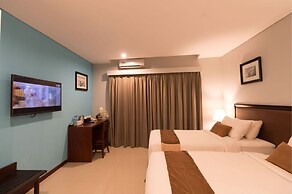 Kutabex Beach Front Hotel