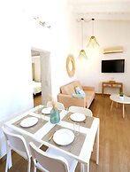 Naika Studios & Apartments