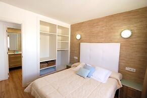 Naika Studios & Apartments