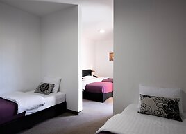 BLEECKER Hotels