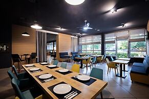 BLEECKER Hotels